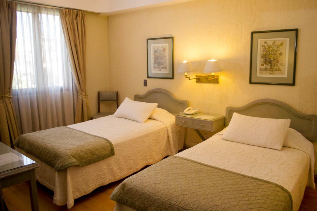 סנטיאגו Hotel Riviera מראה חיצוני תמונה